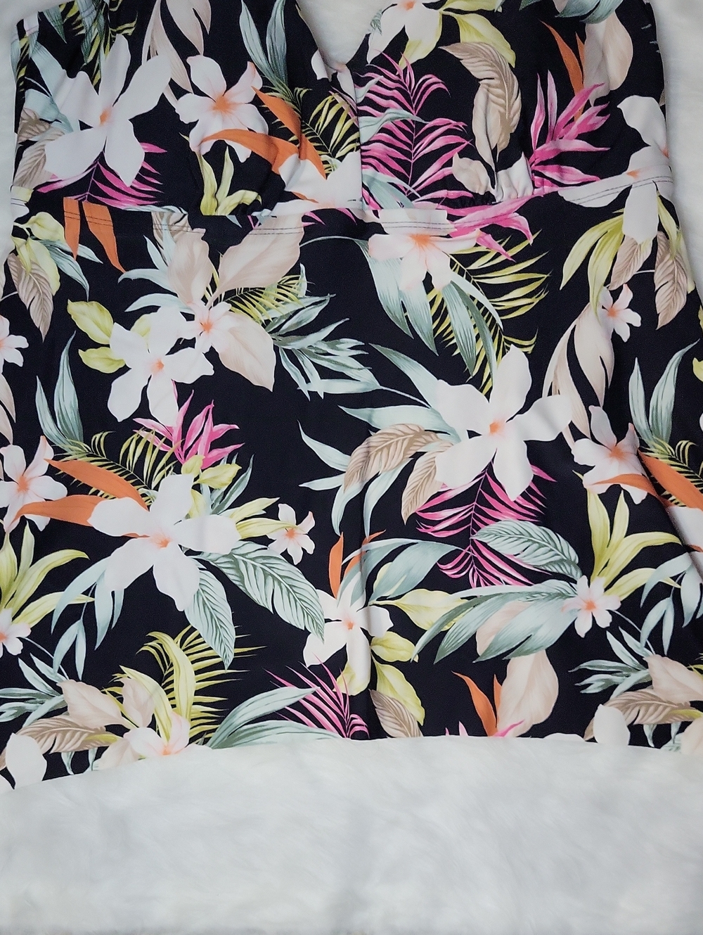 Floral Black Swim Tank Top Size: 2x - Picture 3 of 9